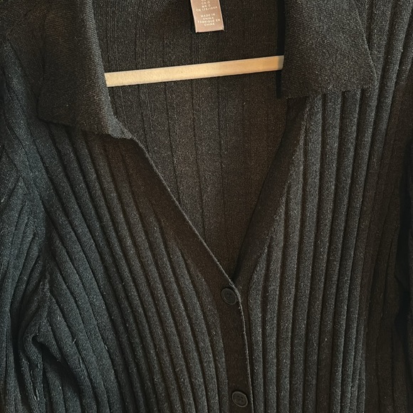 Dark Grey Long Collared Cardigan Sweater - Picture 2 of 5